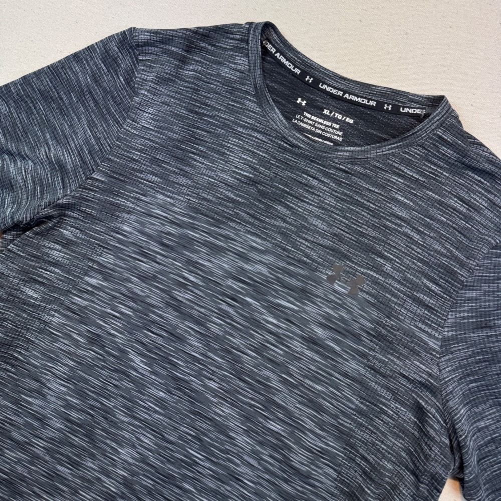 Under Armour Mens XL The Seamless Tee Gray Space Dye Fitted Athletic T-Shirt